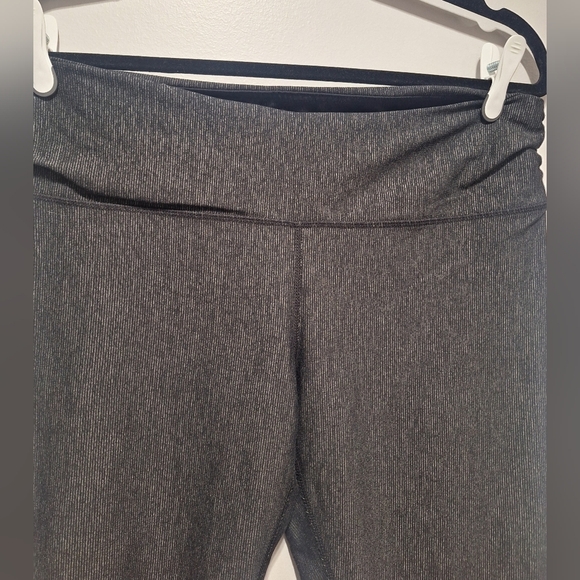 XL Tuff Athletics Capris - Picture 2 of 5